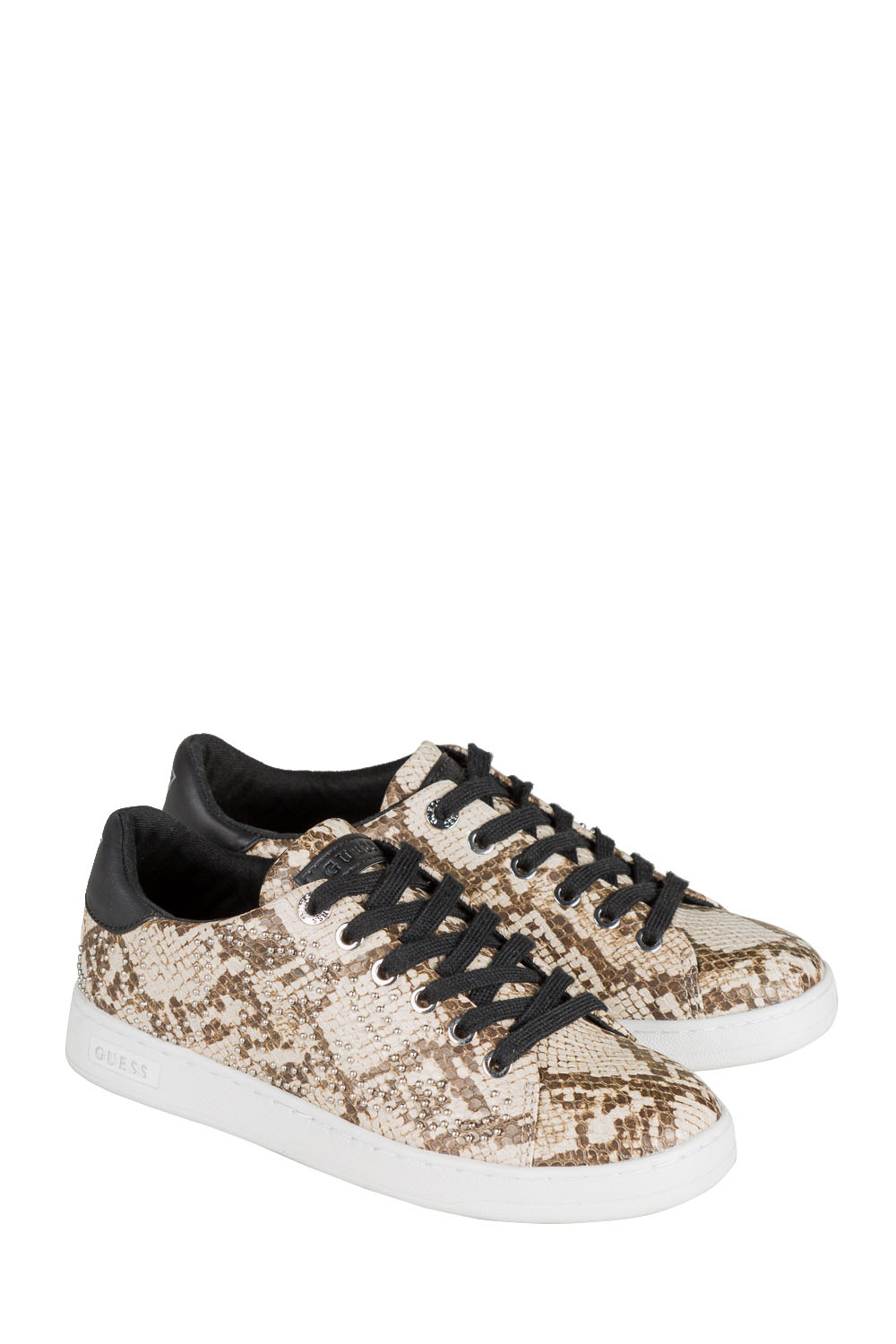 Guess carterr sale sneakers